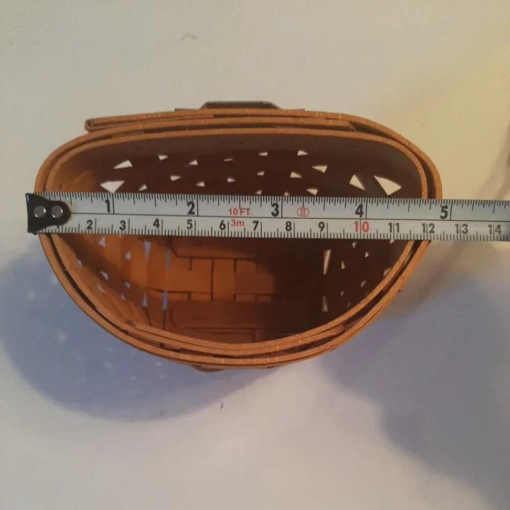 Longaberger Small Wall Pocket Basket 1999? Handwoven 3.5 Inches tall